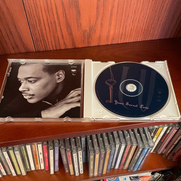 Luther Vandross CD “Your Secret Love” his 10th studio album released Oct 1996. - Picture 3 of 5